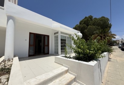 Paphos Town, Paphos Dom szeregowy Do wynajęcia | BK11603