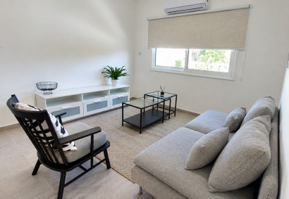 Kato Paphos - Universal Apartament Na sprzedaż | SR11883